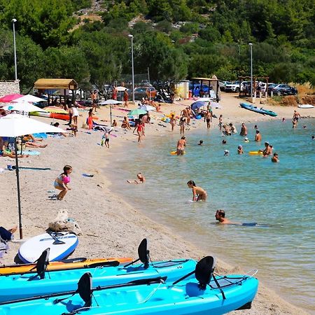 Apartments With A Parking Space Prizba, Korcula - 219 Εξωτερικό φωτογραφία